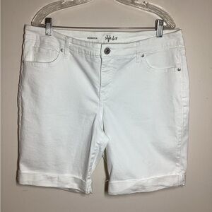 Macy’s Style & Co 16 Bermuda Shorts White Denim Cotton Curvy Tummy Control